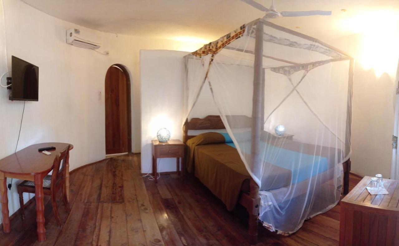 Lily Palm Resort Watamu Dış mekan fotoğraf